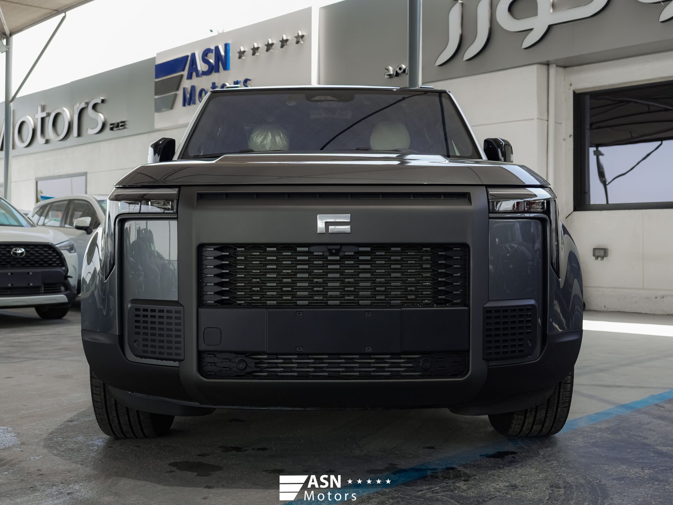 Rox Vip Gold Color ROX 01 VIP 6 Seater Long Range - ASN Motors UAE
